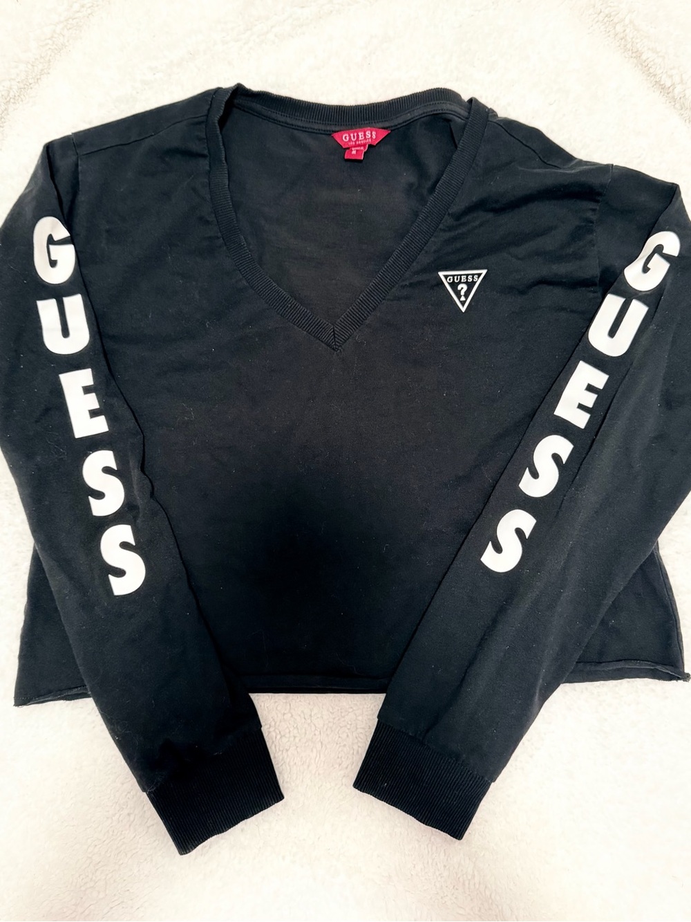 GUESS Los Angeles Black Logo Sleeve V-Neck Top Size M